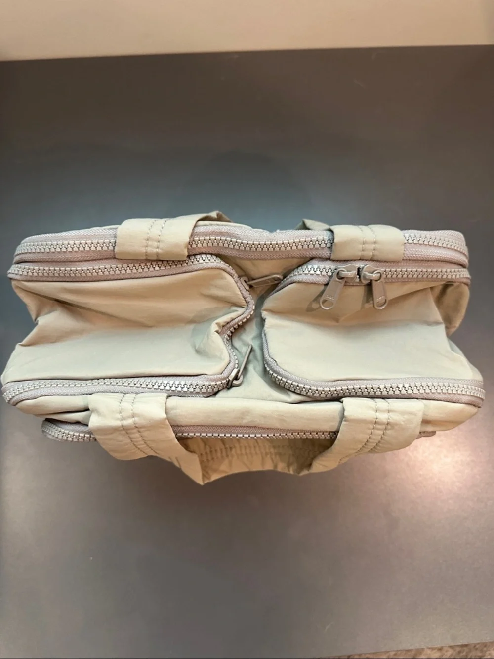 NWT BAGSMART Travel Large, Puffy Toiletry Bag (Grayish Brown) - Picture 8 of 10